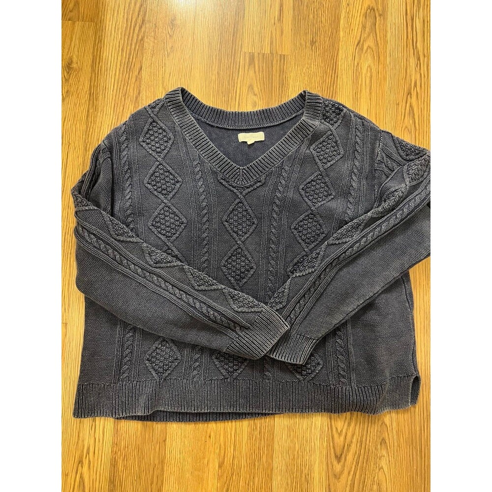 Cleo + Wolf sweater size XXL